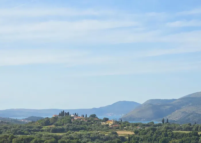 Lakithra Apartments Apartamento