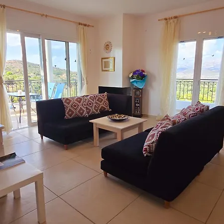 Lakithra Apartments Apartment *
