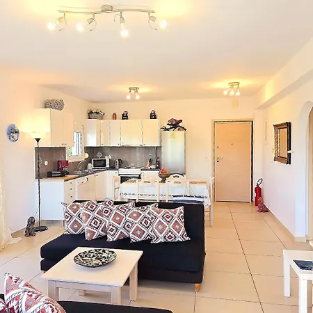 公寓 Lakithra Apartments *