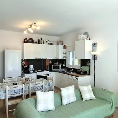 Lakithra Apartments Daire *