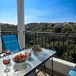 Lakithra Apartments Apartamento