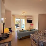 Lakithra Apartments *
