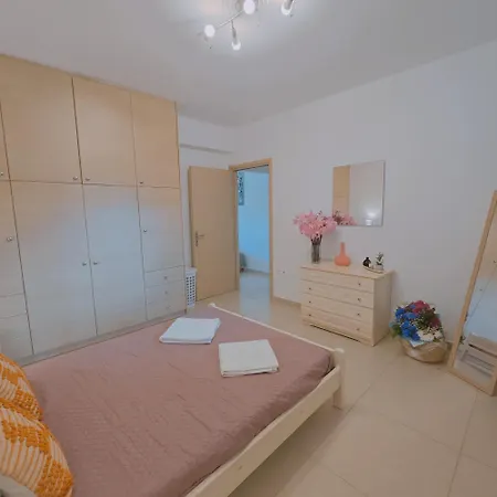 Apartament Lakithra Apartments