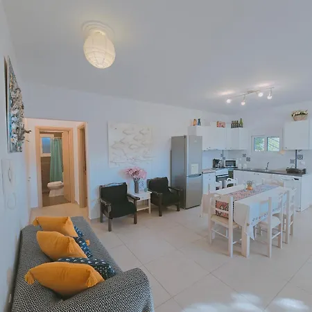 Apartament Lakithra Apartments *
