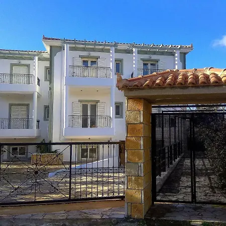 Apartament Lakithra Apartments *